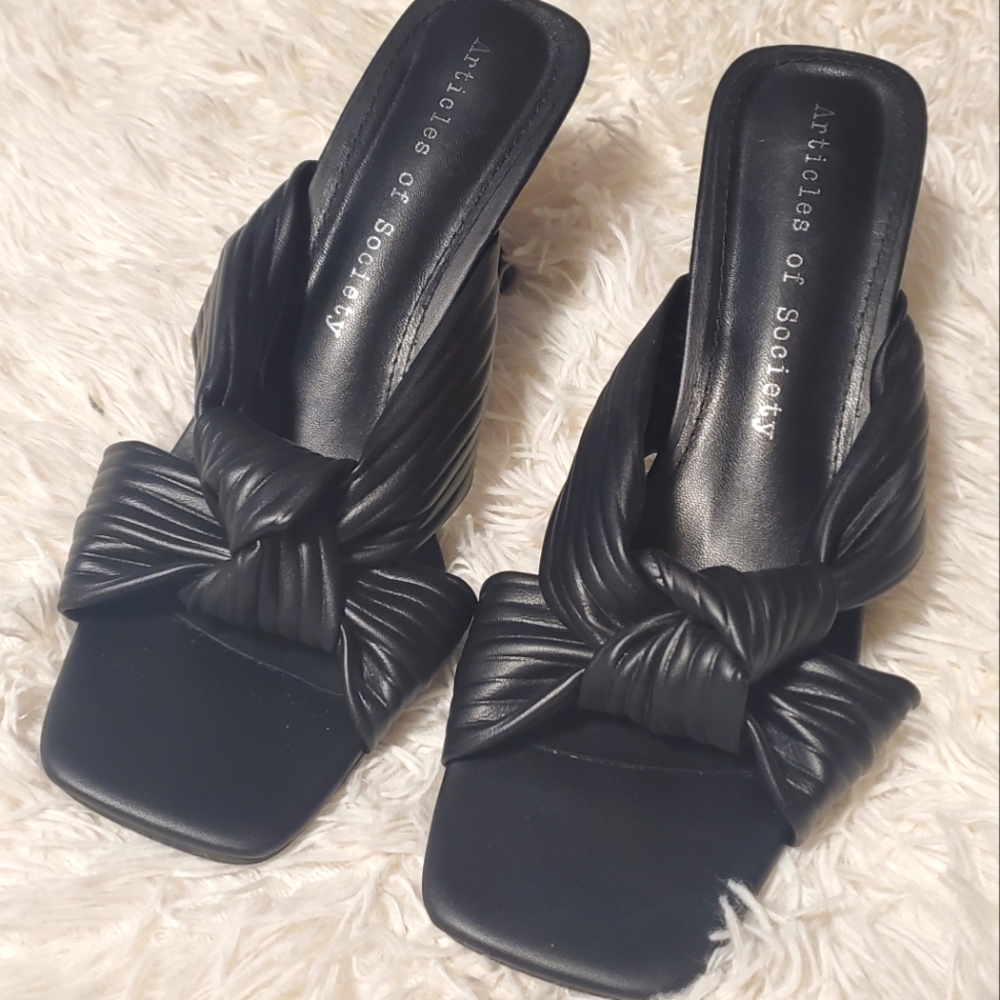 Articles Of Society Milano Heel